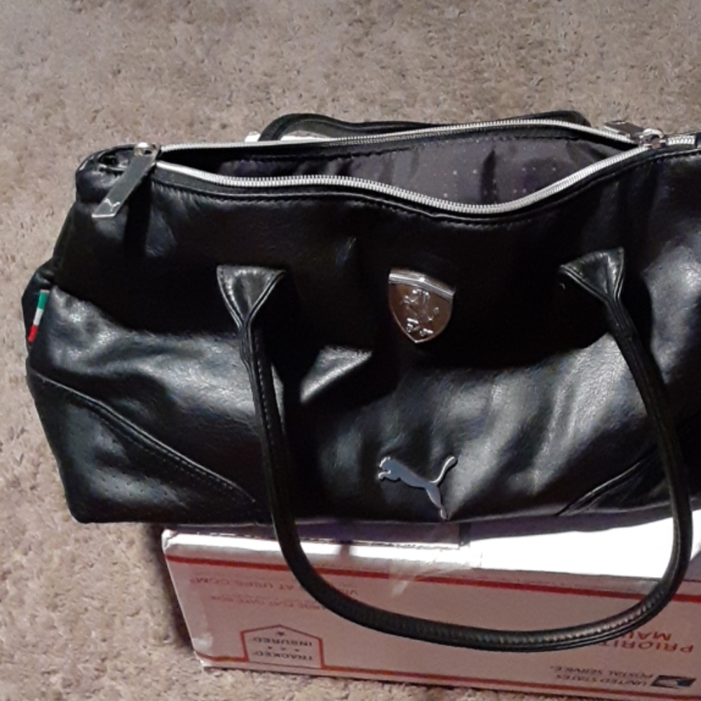 Purses bundle - Picture 3 of 6